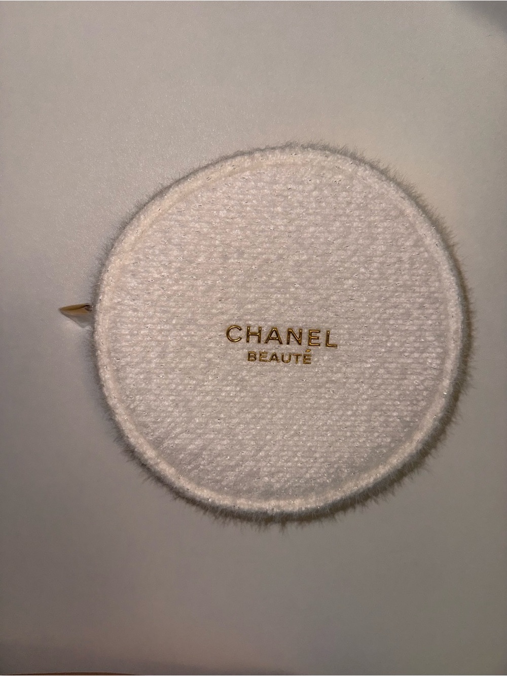 CHANEL Beauté White Box with Gold Logo